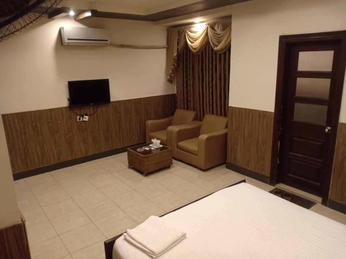 Hotel New Madina Faisalabad Extérieur photo