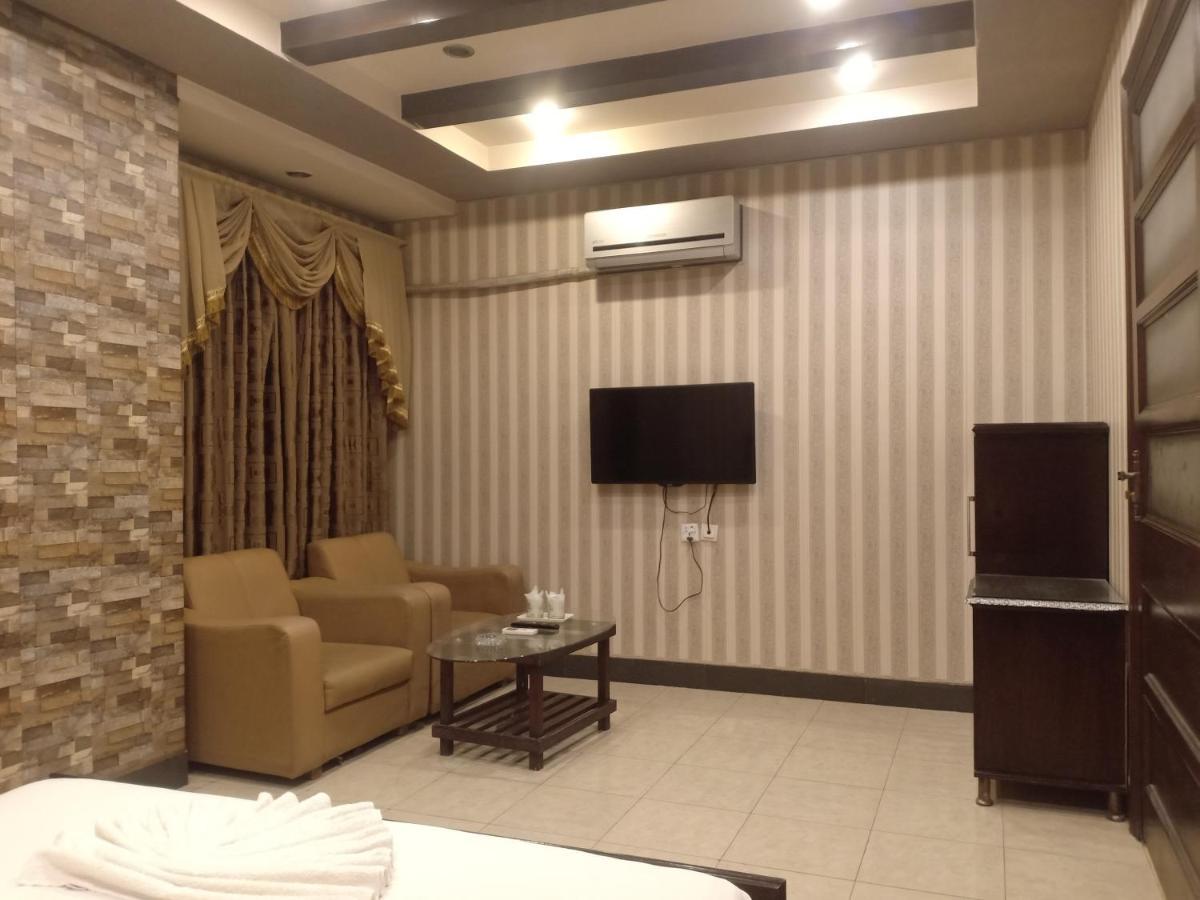 Hotel New Madina Faisalabad Extérieur photo